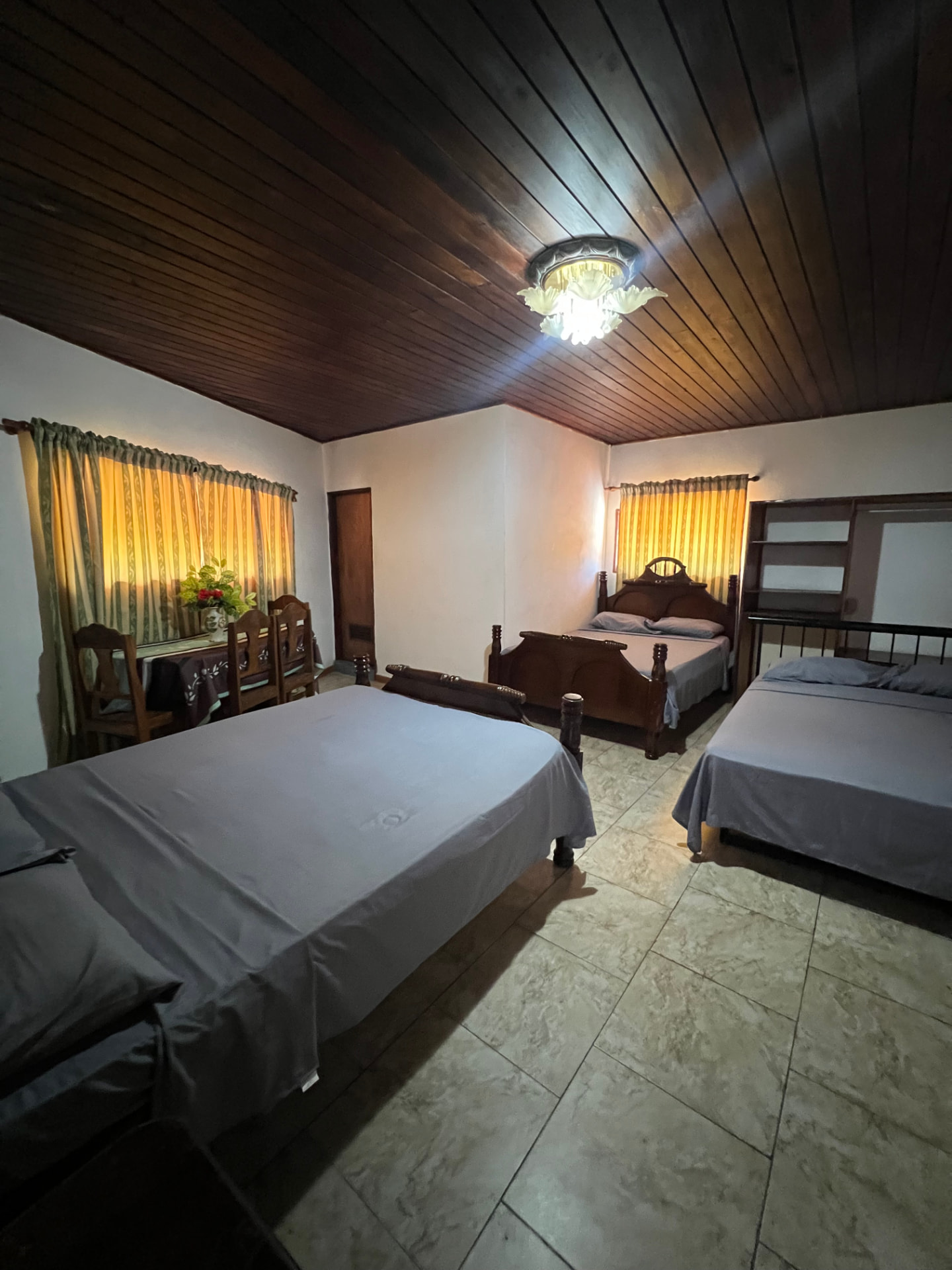 Habitación Sextuple en Posada Century